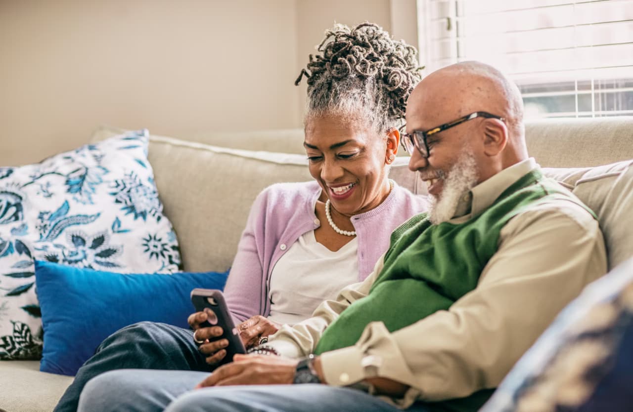 Reconnected: Donate your old phone
